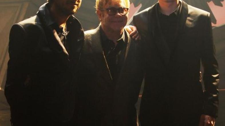 Elton John in 2Cellos