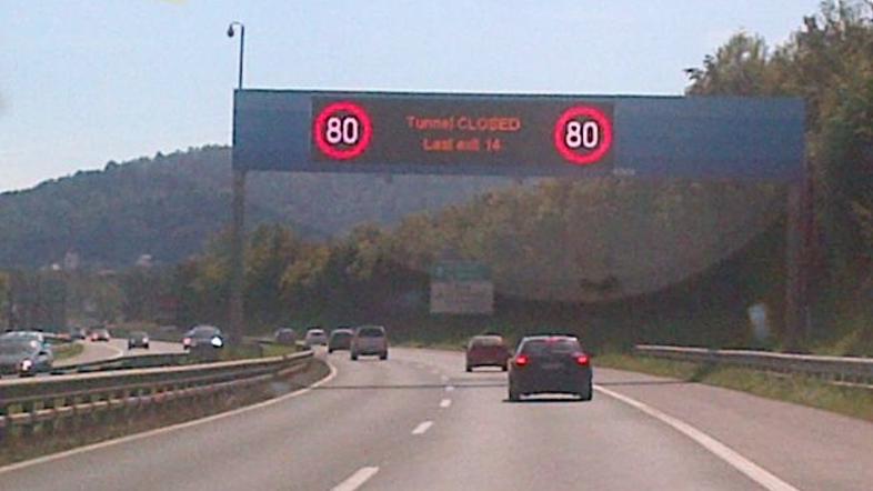 Predor Šentvid zaprt