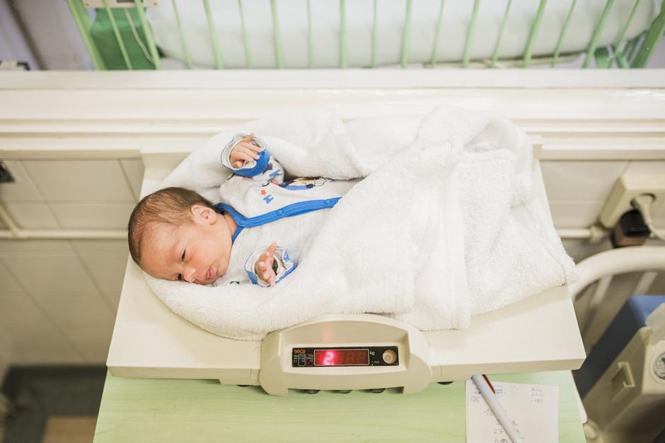 novorojenček | Avtor: Epa