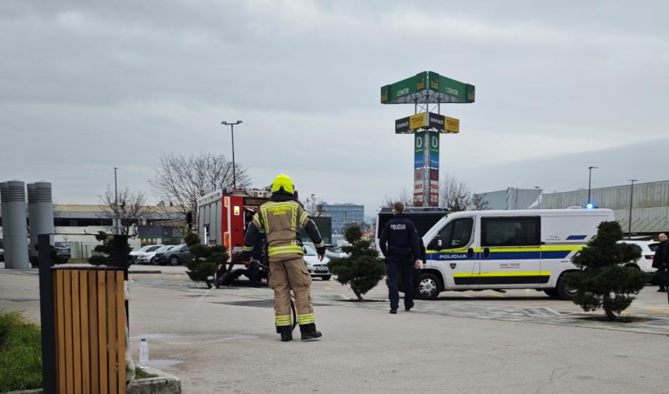 Huda nesreča v Ljubljani: Voznik izsilil prednost motoristu