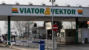 Delavci Mariborskega TVM za sredo napovedujejo protest pred podjetjem Viator & V