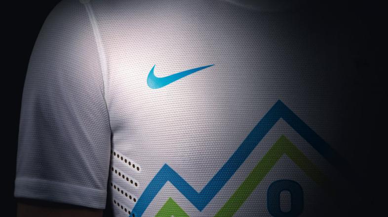 dres slovenska nogometna reprezentanca