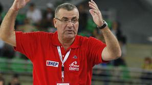 Jasmin Repeša sicer Slovence odlično pozna, vendar njegova ekipa ne blesti.