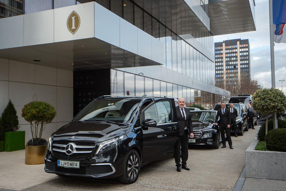 Vip prevozi | Avtor: Anže Petkovšek