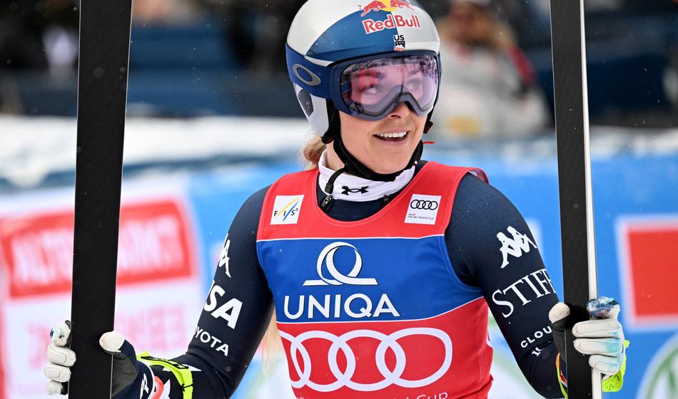 Lindsey Vonn prehitra za mlajše tekmice, Ilka Štuhec pred Goggio