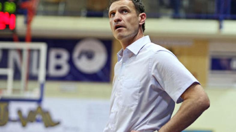 Helios trenerja Rada Trifunovića je v sezono klonil odločen, da v domačem prvens