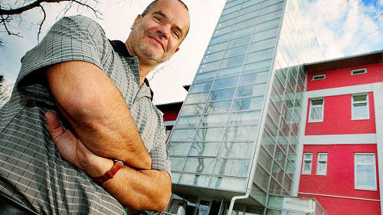 "V centru za zdravljenje odvisnosti od prepovedanih drog na Zaloški 29 v Ljublja