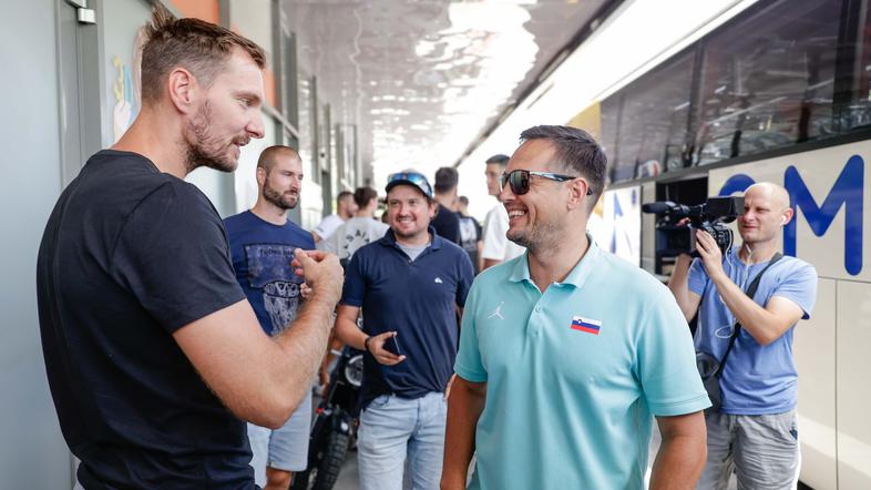 medijski termin moške košarkarske reprezentance KZS, Zoran Dragić, Aleksandar Sekulić