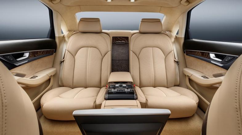 Audi A8L extended