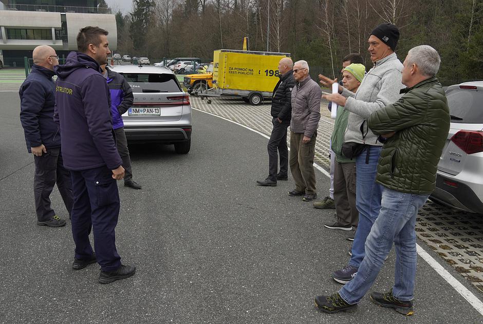 AMZS, asistenčni sistemi | Avtor: Matija_Janežič