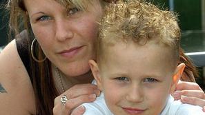 Dylan z mamo (Foto: Daily Mail)