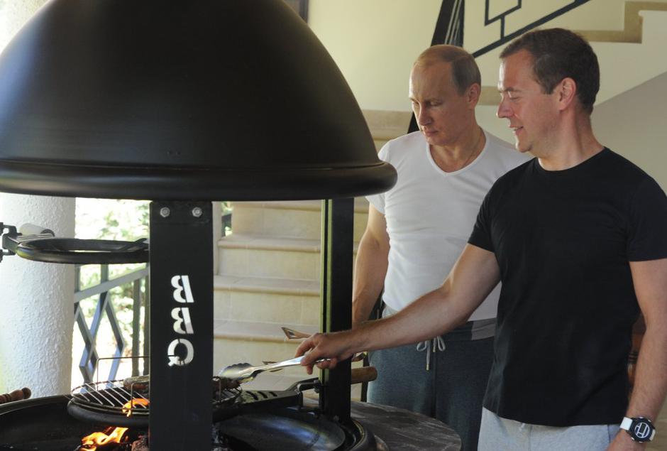 Putin, Medvedev | Avtor: EPA