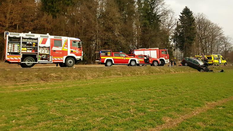 Prometna nesreča, čelno trčenje, Lahovče