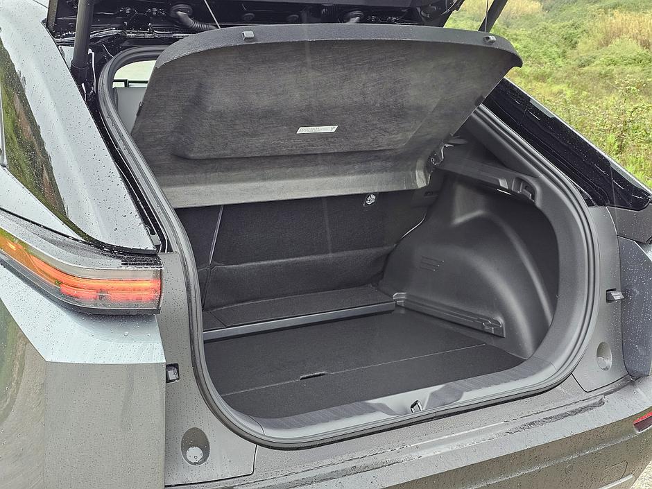 toyota C-HR+ | Avtor: Matija_Janežič