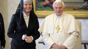 Premierka Kosorjeva je Vatikan obiskala marca, zdaj je na vrsti predsednik držav