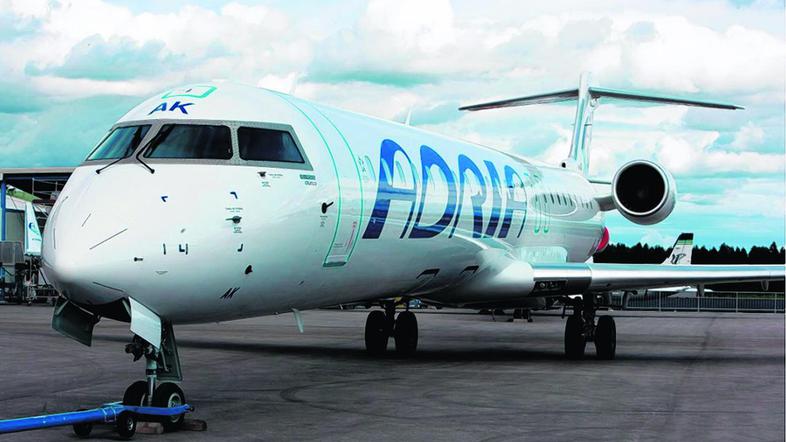 Slovenski letalski prevoznik Adria Airways brezžičnega interneta med poleti ne p