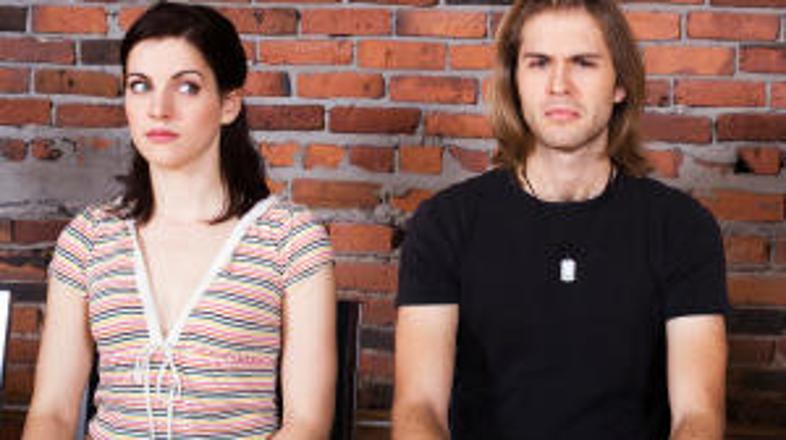 Drobni gibi, kot je na primer premik z očmi, lahko veliko povedo o tem, kako se 