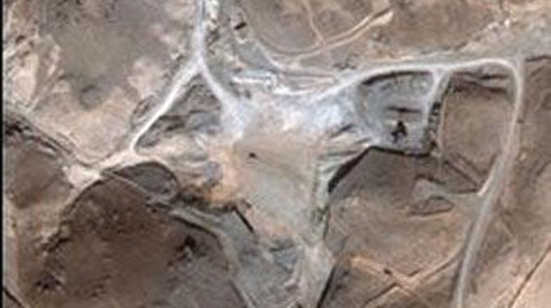 Sirija zanika svojo domnevno gradnjo jedrskega reaktorja v puščavi, kjer bi proi