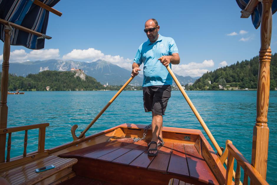 Blejski pletnarji | Avtor: Anže Petkovšek