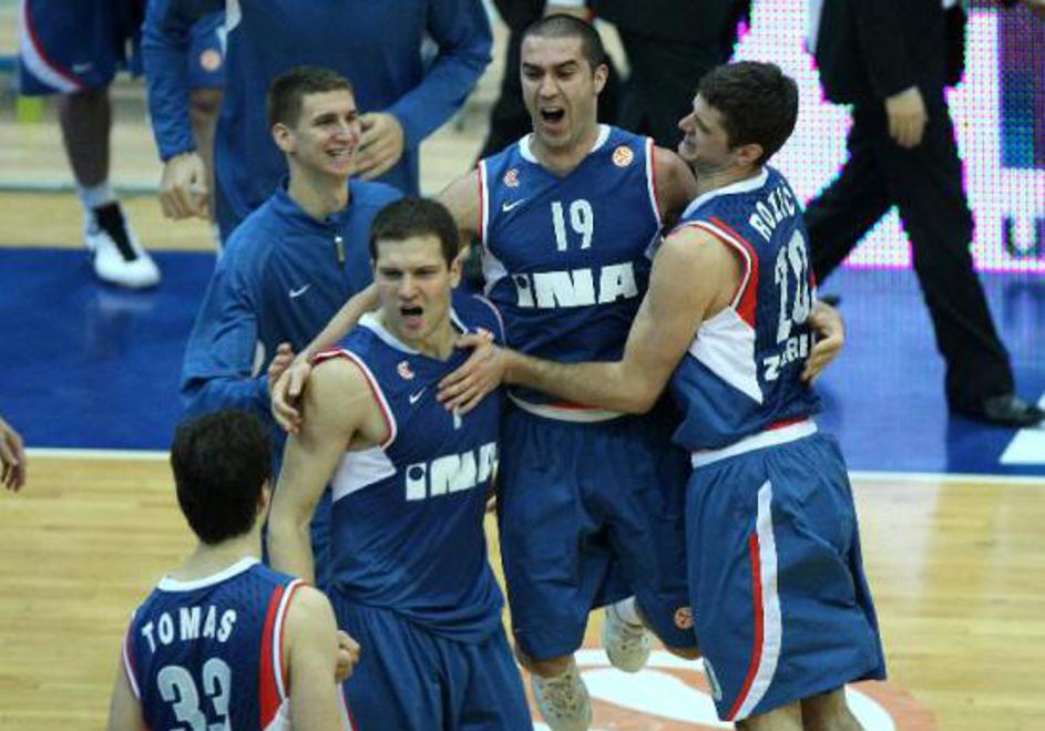 Veselje košarkarjev Cibone je bilo nepopisno. (Foto: S. Strukić/Pixsell)