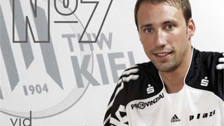 Vid Kavtičnik je pred kratkim odprl svojo spletno stran.