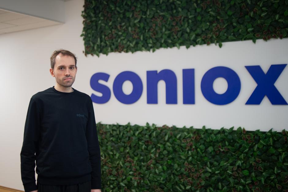 Soniox | Avtor: Anže Petkovšek