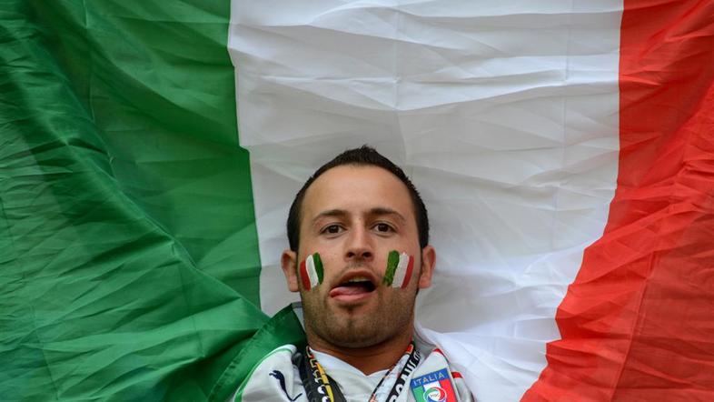 navijač zastava Nemčija Italija polfinale Varšava Euro 2012