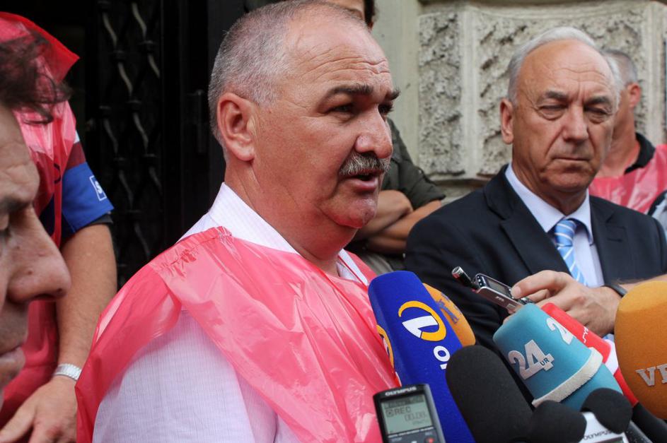 Shod delavcev Karoserij.