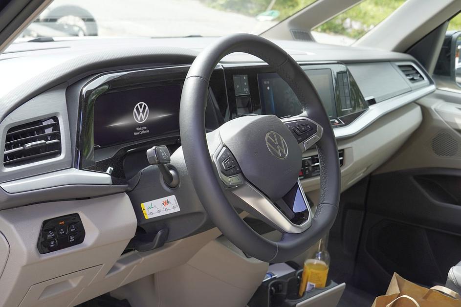 Volkswagen california