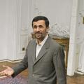 Ahmadinedžad ni mogel izključiti vsakršne možnosti, da bi nekega dne pridobil je