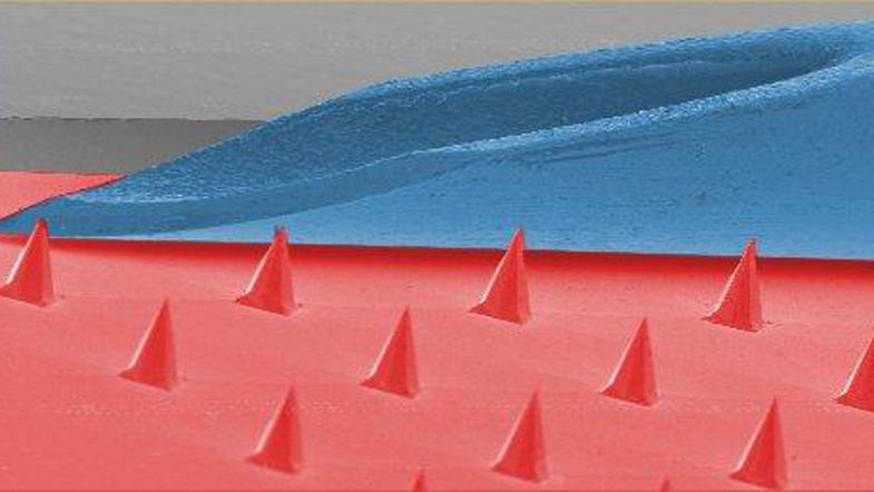 Injekcija bo imela mikroiglice, ki jih ob stiku s kožo ne boste čutili.