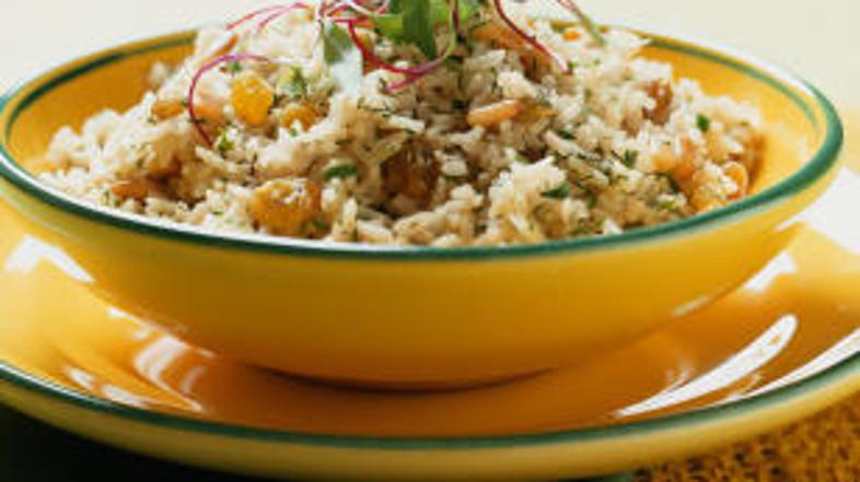 Uživajte v rižu z rozinami!