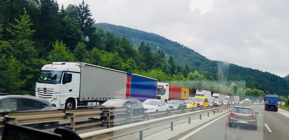 Zastoj | Avtor: Bralec