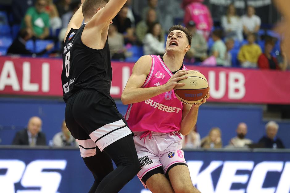 Mega : Ilirija | Avtor: Mega Superbet/Ivica Veselinov