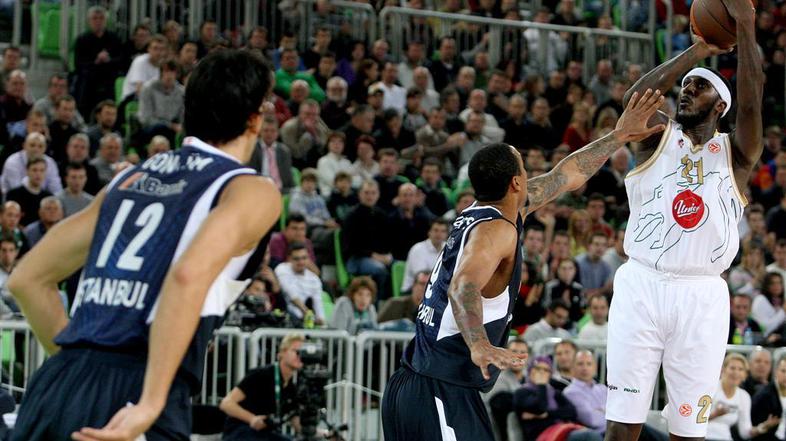 Pinkney je bil s 23 točkami najboljši strelec tekme. (Foto: Nik Rovan)