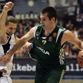 Sani Bečirovič je od Slovencev v tujini edini zabeležil zmago.
