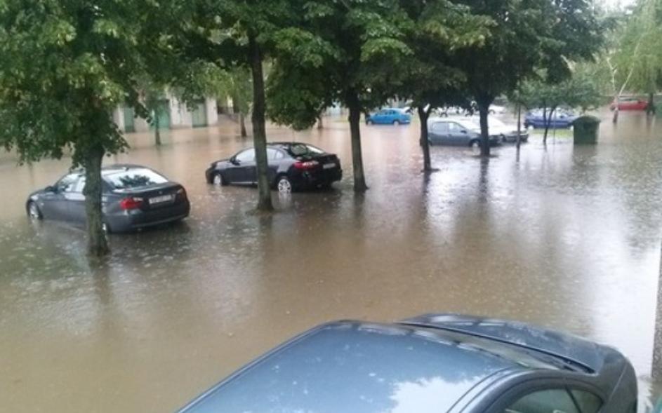 Močan dež v Karlovcu
