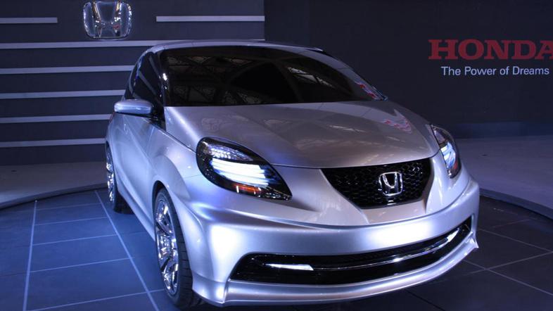 New small concept je prvo Hondino vozilo, ki je svetovno premiero doživelo v Ind