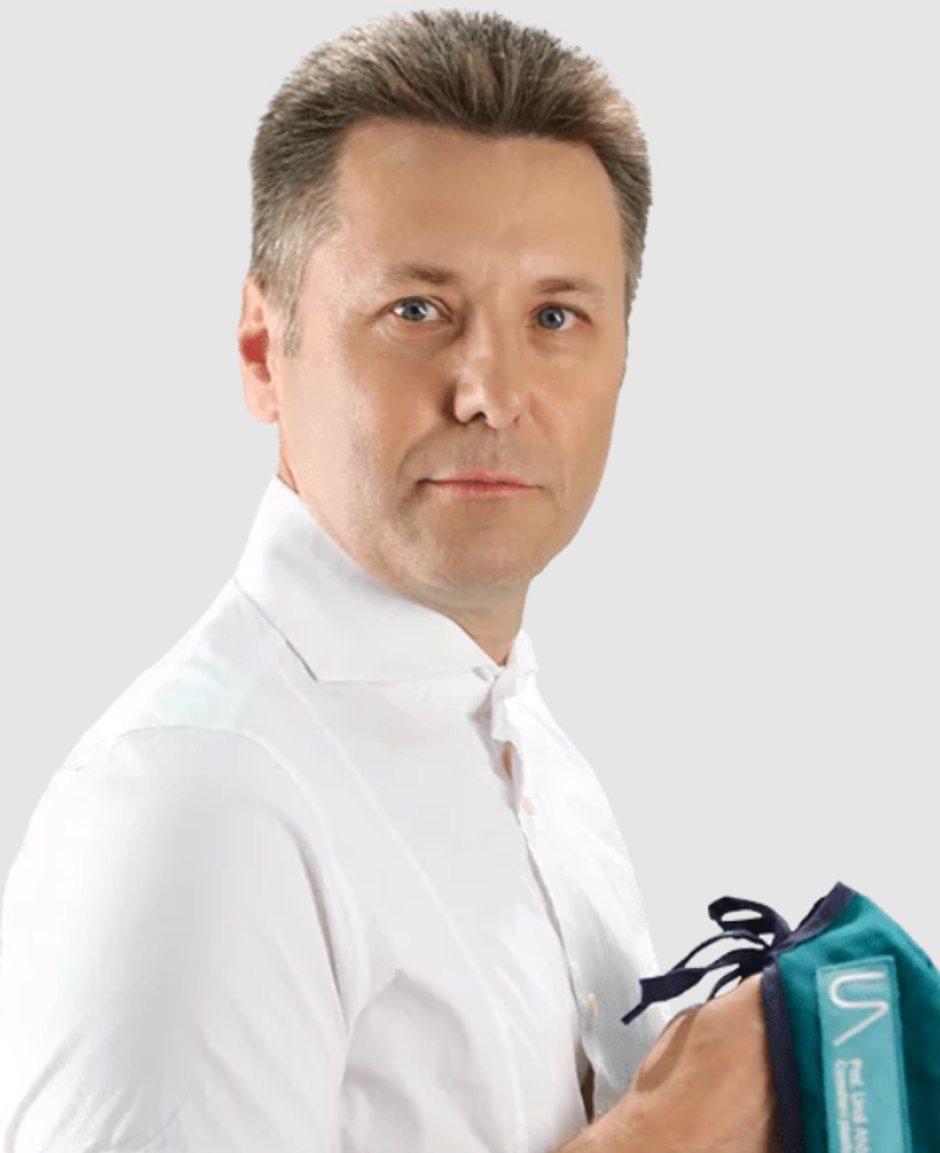 dr uroš ahčan | Avtor: Juventina Clinic