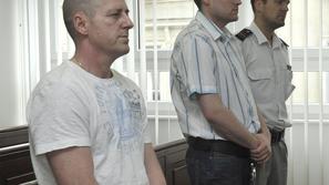 Obtožena Vučino (levo) in Perčiča čaka še nekaj sodnih obravnav. (Foto: Gregor K