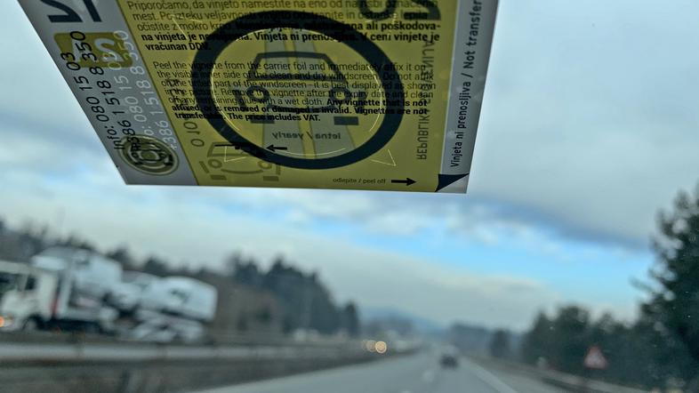 Vinjeta avtocesta