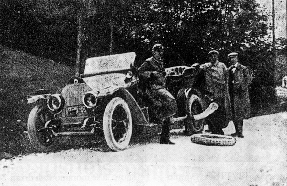 Avtomobilski klub za Slovenijo, vožnja na Koroško, Koroški plebiscit 1920 | Avtor: Revija Sport, 1920