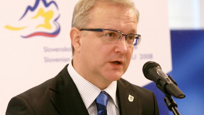 &lt;slovenija&gt;08.01.2008...Olli Rehn...novinarska konferenca...Kongresni cent