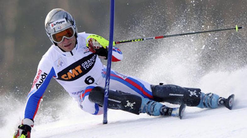 Julien Lizeraux je na kranjskogorski tekmi ugnal vse tekmece.