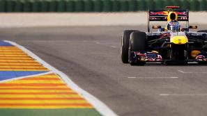 Sebastian Vettel je bil na prvih letošnjih testiranjih v Valencii odlično razpol