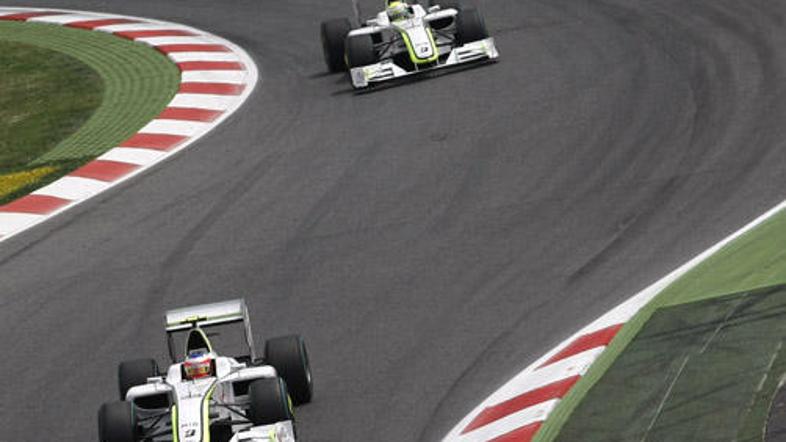 Rubens Barrichello in Jenson Button sta Brawnu letos pridirkala že tri dvojne zm