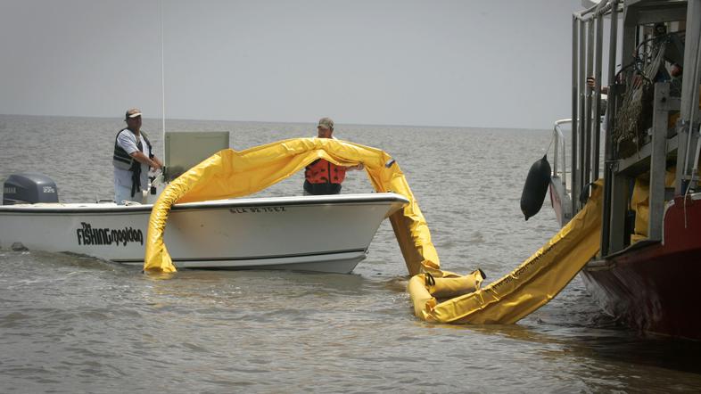 Mehi%C5%A1ki zaliv, nafta, naftni made%C5%BE, prepreke za nafto