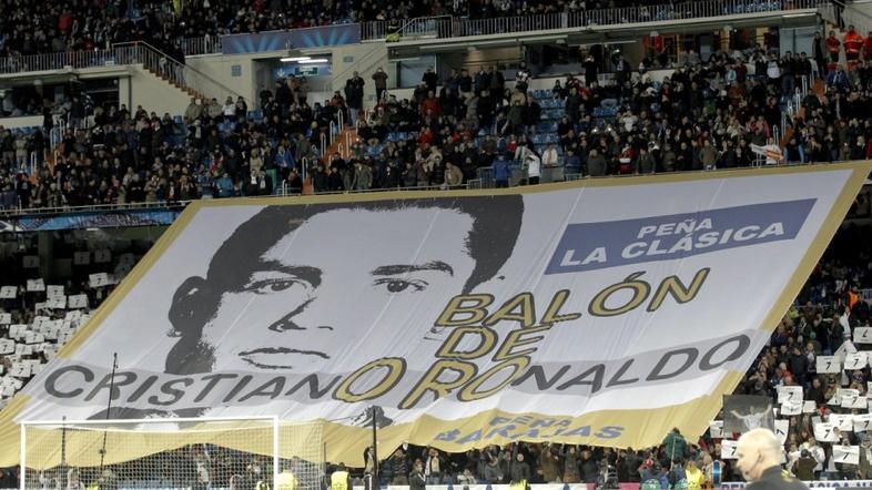 Real Madrid Galatasaray Liga prvakov Ronaldo zlata žoga transparent tribuna