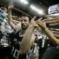 Manu Ginobili bi naj zaradi poškodbe počival osem tednov.
