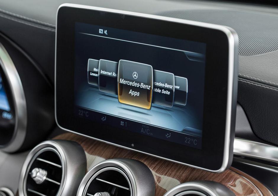Mercedes zaslon infotainment | Avtor: Mercedes-Benz AG